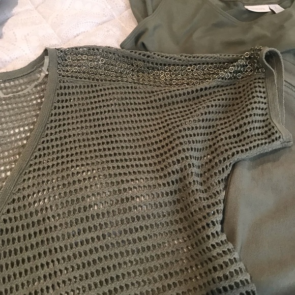 Chico 3 piece outfit. - Picture 3 of 4